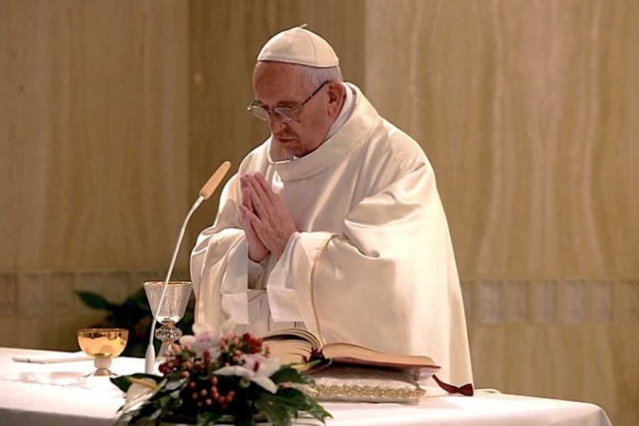 El Papa en Santa Marta: abrirse al Espíritu para que cambie nuestro corazón de piedra