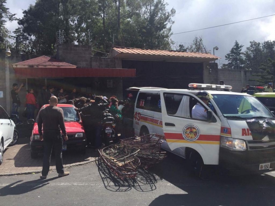 Iglesia en Guatemala lamenta incendio que dejó decenas de niñas muertas en albergue