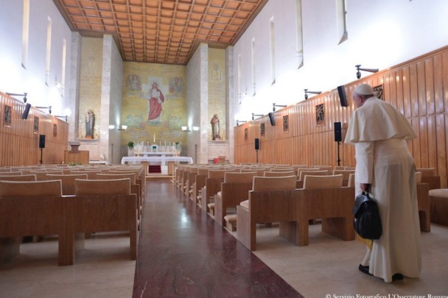 Miércoles, tercer día de retiro del papa Francisco