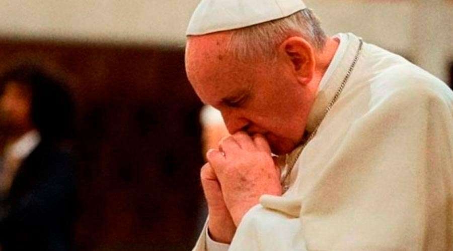 Papa Francisco lanza una petición de oración a través de Twitter