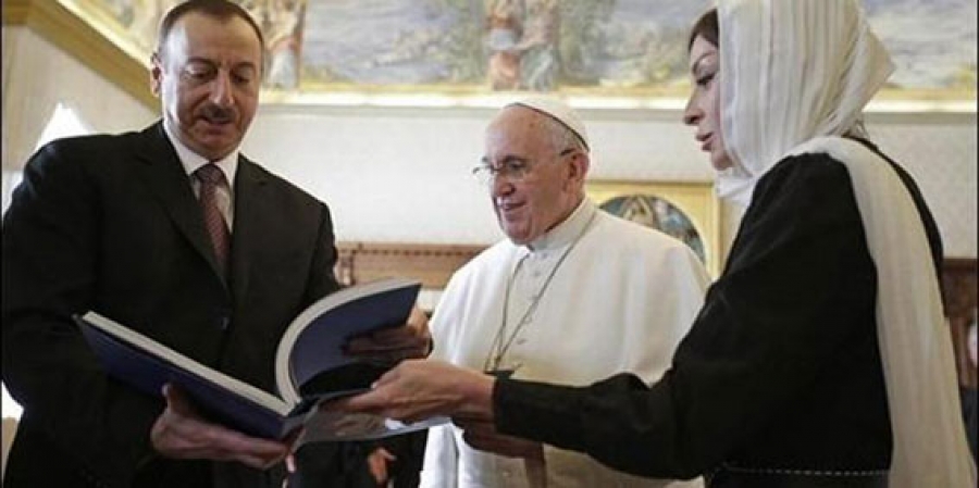 Audiencia al Presidente de Azarbaiyán: Importancia del diálogo intercultural e interreligioso para favorecer la paz