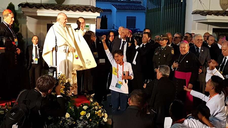 El Papa a jóvenes en Colombia: No se dejen robar la alegría y la esperanza
