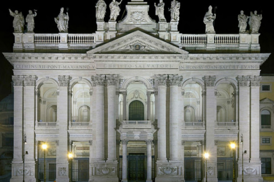 Los cardenales Vallini, Abril y Castelló y Harvey, legados pontificios para el cierre de las Puertas Santas