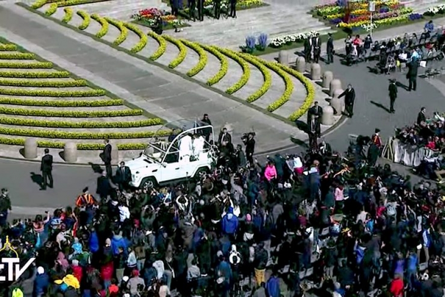 Audiencia del Papa: Comunicar con nuestro testimonio que el Señor vie en medio de nosotros