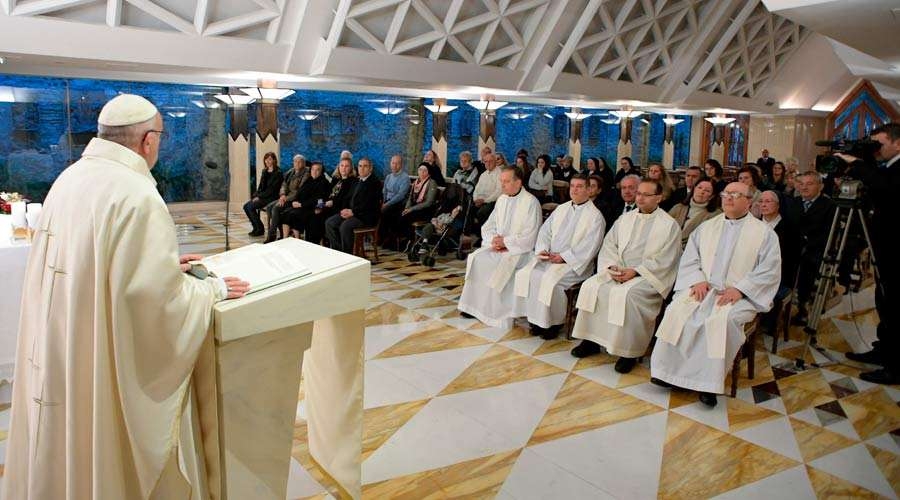 Papa Francisco: El Reino de Dios no es un «carnaval»