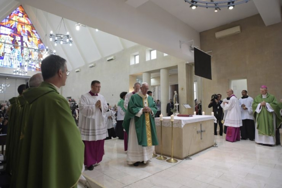 El Santo Padre asegura que tras la persecución en Azerbaiyán la fe «ha realizado maravillas»