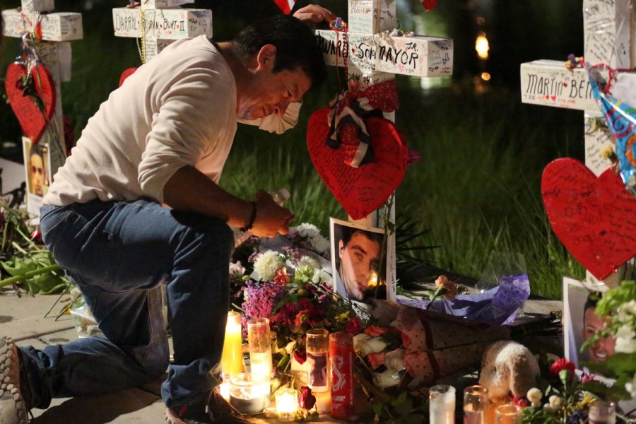 Tras masacre de Orlando, arzobispo pide a Estados Unidos volver a Dios en oración