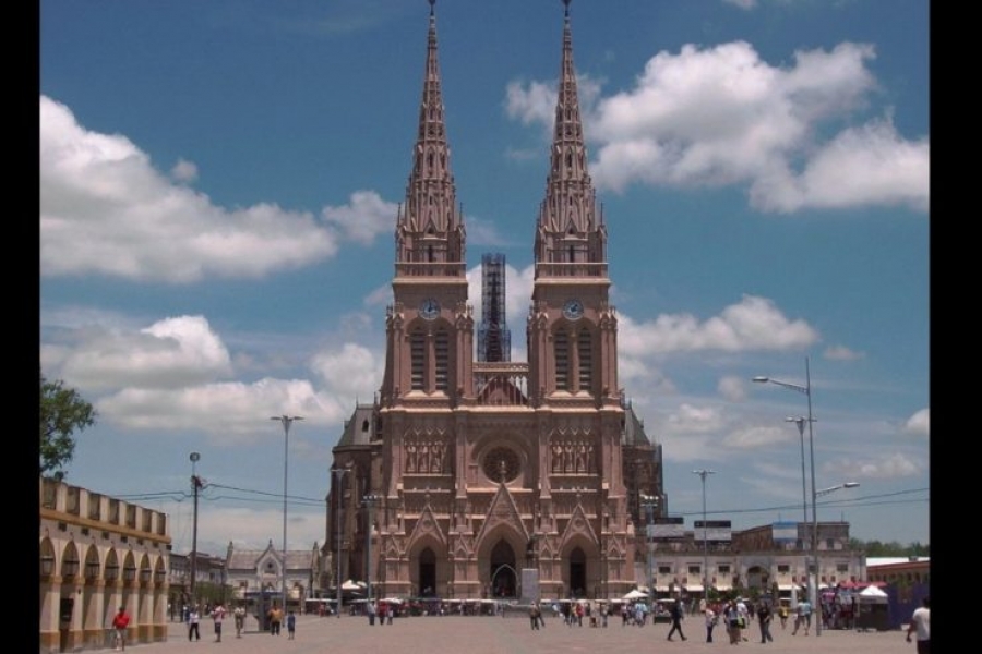 Argentina celebra multitudinaria peregrinación a Luján