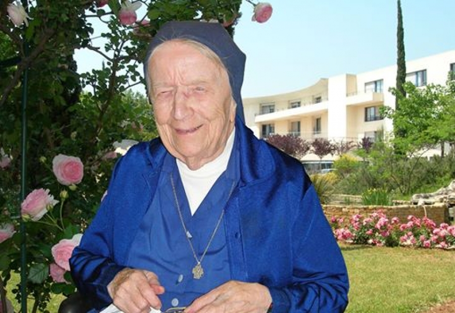 Una monja invidente francesa es la religiosa más anciana del mundo