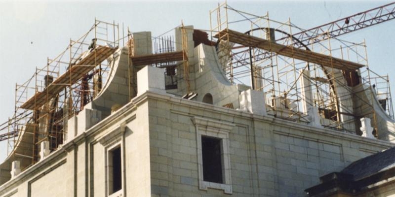 Construcción de la catedral: ¿Cúpula o chapitel?