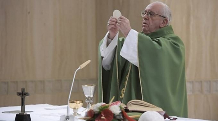 Papa Francisco: Si pensamos que no necesitamos la ayuda de Dios somos unos hipócritas