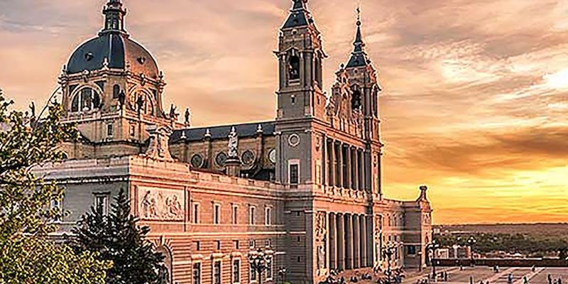 La catedral de la Almudena acoge la Misa de inicio de año en rito hispano-mozárabe organizada por Gothia